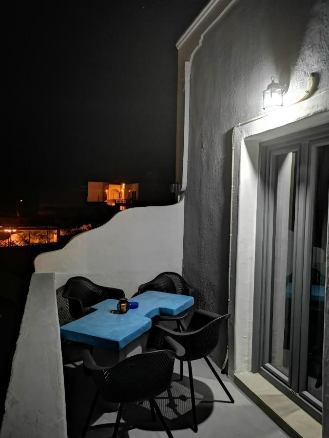 N Renieris Apartments Фіростефані Екстер'єр фото